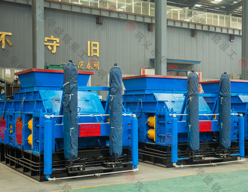 低成本制砂機(jī)怎么選?液壓對(duì)輥制砂機(jī)新老砂廠都用,投產(chǎn)快維護(hù)少